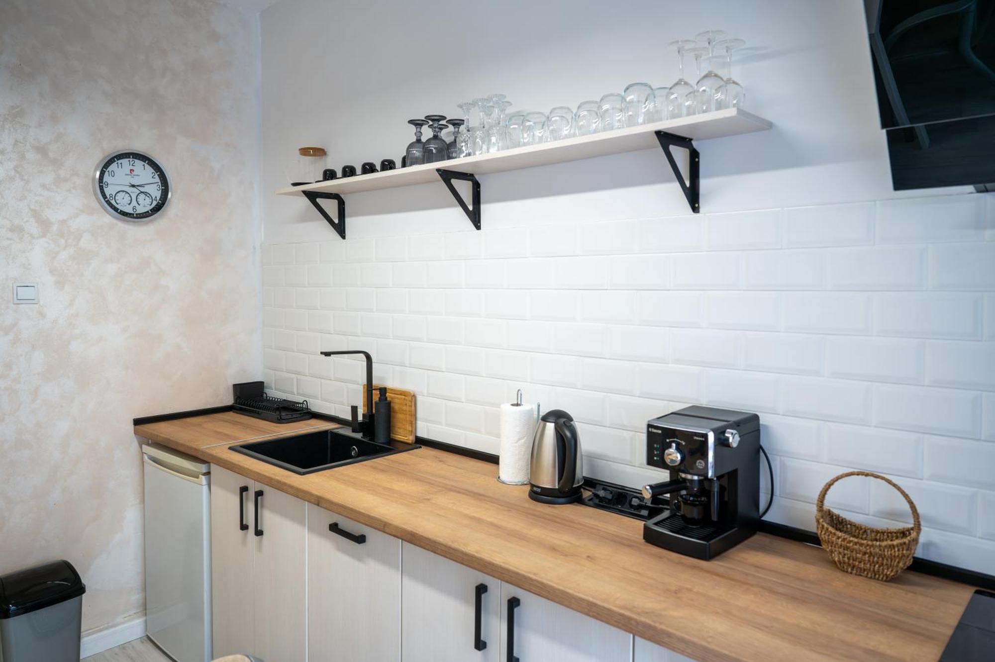 Beautiful Two-Bedroom Apartment In City Center Szófia Kültér fotó