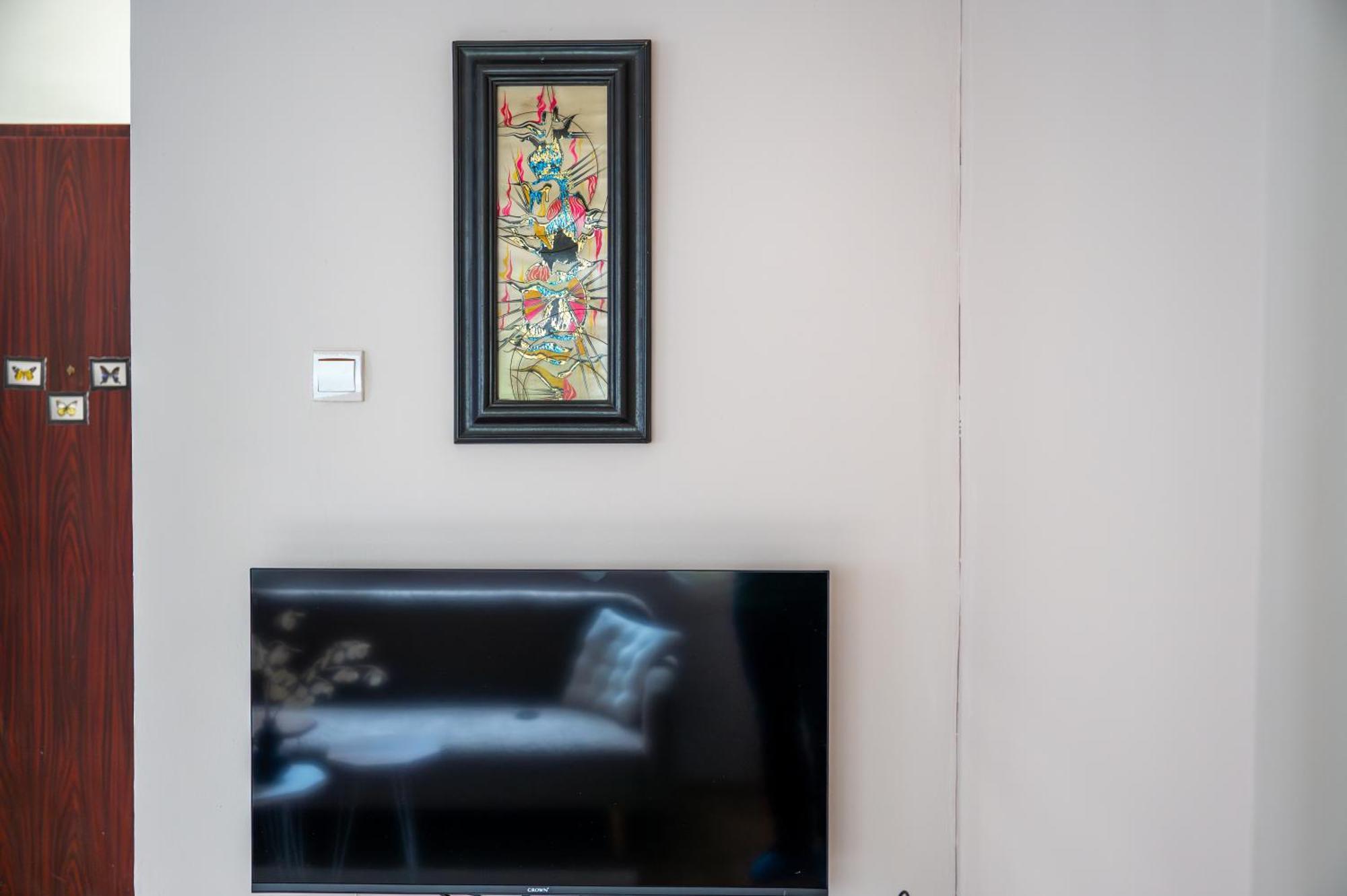 Beautiful Two-Bedroom Apartment In City Center Szófia Kültér fotó